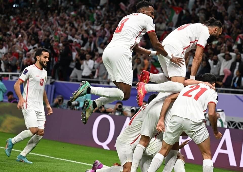 منتخب الأردن يهزم منتخب كوريا الجنوبية ويتأهل لنهائي كأس آسيا للمرة الأولي في تاريخه